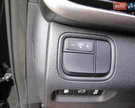 Чорний Кіа K5, об'ємом двигуна 0 л та пробігом 210 тис. км за 13900 $, фото 67 на Automoto.ua