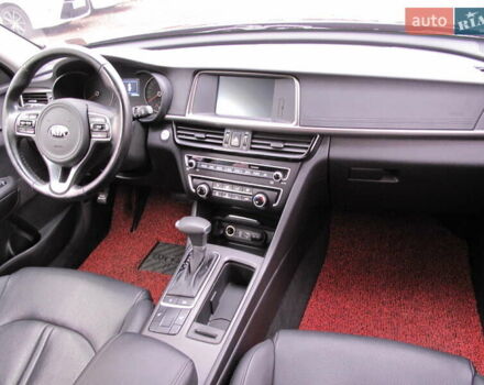 Чорний Кіа K5, об'ємом двигуна 0 л та пробігом 210 тис. км за 13900 $, фото 62 на Automoto.ua