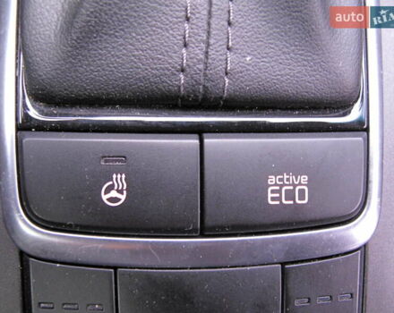 Чорний Кіа K5, об'ємом двигуна 0 л та пробігом 210 тис. км за 13900 $, фото 85 на Automoto.ua