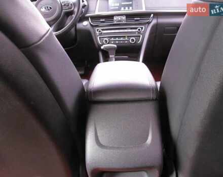 Чорний Кіа K5, об'ємом двигуна 0 л та пробігом 210 тис. км за 13900 $, фото 39 на Automoto.ua