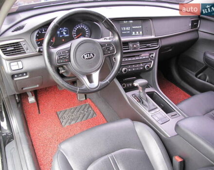 Чорний Кіа K5, об'ємом двигуна 0 л та пробігом 210 тис. км за 13900 $, фото 31 на Automoto.ua