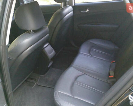 Чорний Кіа K5, об'ємом двигуна 2 л та пробігом 258 тис. км за 13500 $, фото 9 на Automoto.ua