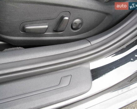 Чорний Кіа K5, об'ємом двигуна 0 л та пробігом 210 тис. км за 13900 $, фото 26 на Automoto.ua