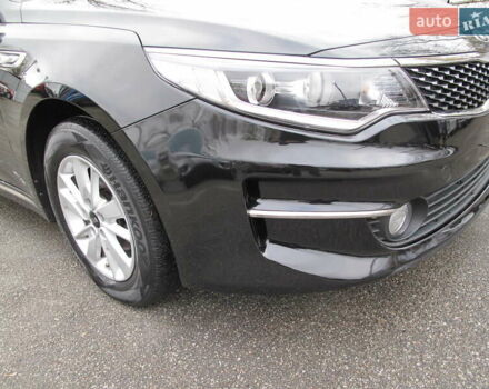 Чорний Кіа K5, об'ємом двигуна 0 л та пробігом 210 тис. км за 13900 $, фото 12 на Automoto.ua