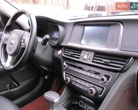 Чорний Кіа K5, об'ємом двигуна 0 л та пробігом 210 тис. км за 13900 $, фото 53 на Automoto.ua