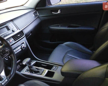 Чорний Кіа K5, об'ємом двигуна 2 л та пробігом 258 тис. км за 13500 $, фото 11 на Automoto.ua