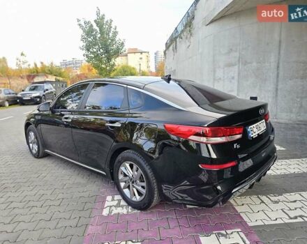 Черный Киа K5, объемом двигателя 2 л и пробегом 173 тыс. км за 14500 $, фото 8 на Automoto.ua