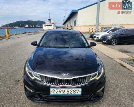 Черный Киа K5, объемом двигателя 2 л и пробегом 164 тыс. км за 11800 $, фото 1 на Automoto.ua