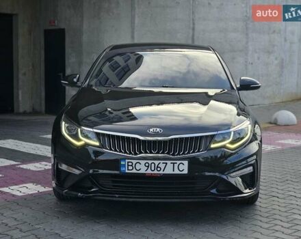 Черный Киа K5, объемом двигателя 2 л и пробегом 173 тыс. км за 14500 $, фото 7 на Automoto.ua