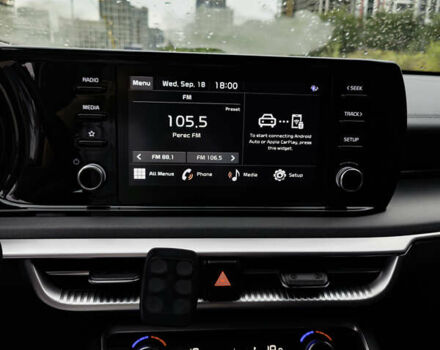 Черный Киа K5, объемом двигателя 1.6 л и пробегом 90 тыс. км за 21000 $, фото 20 на Automoto.ua