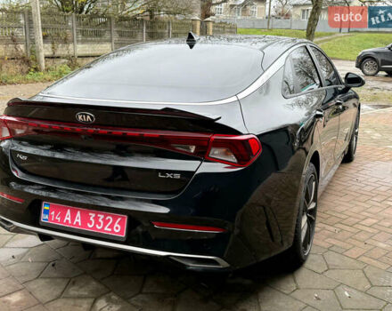 Чорний Кіа K5, об'ємом двигуна 1.6 л та пробігом 86 тис. км за 19900 $, фото 5 на Automoto.ua