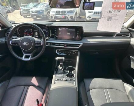 Черный Киа K5, объемом двигателя 2 л и пробегом 155 тыс. км за 21490 $, фото 15 на Automoto.ua