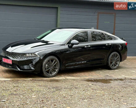 Чорний Кіа K5, об'ємом двигуна 1.6 л та пробігом 86 тис. км за 19900 $, фото 2 на Automoto.ua