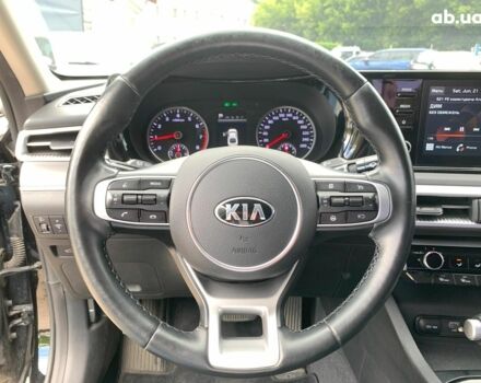 Чорний Кіа K5, об'ємом двигуна 2 л та пробігом 155 тис. км за 21290 $, фото 30 на Automoto.ua
