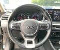 Чорний Кіа K5, об'ємом двигуна 2 л та пробігом 155 тис. км за 21290 $, фото 30 на Automoto.ua