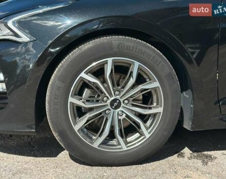 Черный Киа K5, объемом двигателя 2 л и пробегом 155 тыс. км за 21490 $, фото 9 на Automoto.ua