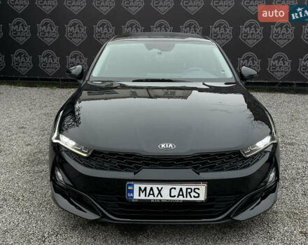 Черный Киа K5, объемом двигателя 2 л и пробегом 155 тыс. км за 19200 $, фото 1 на Automoto.ua