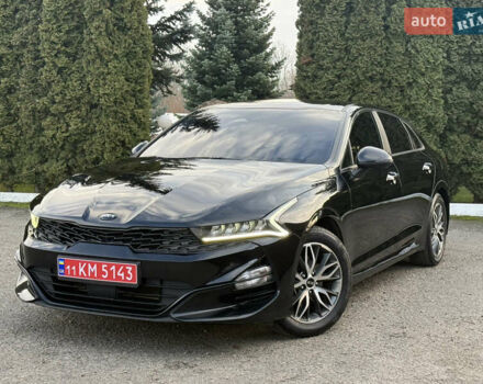 Черный Киа K5, объемом двигателя 2 л и пробегом 137 тыс. км за 22900 $, фото 3 на Automoto.ua