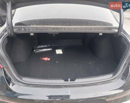 Черный Киа K5, объемом двигателя 1.6 л и пробегом 110 тыс. км за 13300 $, фото 6 на Automoto.ua