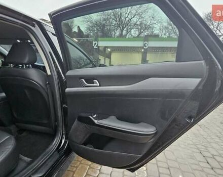 Черный Киа K5, объемом двигателя 2 л и пробегом 145 тыс. км за 21500 $, фото 17 на Automoto.ua