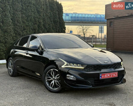Черный Киа K5, объемом двигателя 2 л и пробегом 137 тыс. км за 22900 $, фото 1 на Automoto.ua