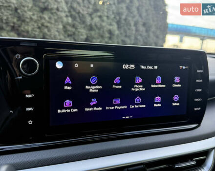 Черный Киа K5, объемом двигателя 2 л и пробегом 137 тыс. км за 22900 $, фото 42 на Automoto.ua