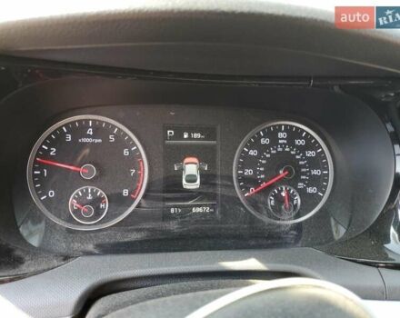 Черный Киа K5, объемом двигателя 1.6 л и пробегом 110 тыс. км за 13300 $, фото 9 на Automoto.ua