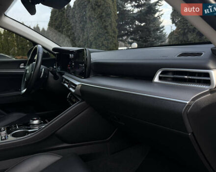 Черный Киа K5, объемом двигателя 2 л и пробегом 137 тыс. км за 22900 $, фото 26 на Automoto.ua