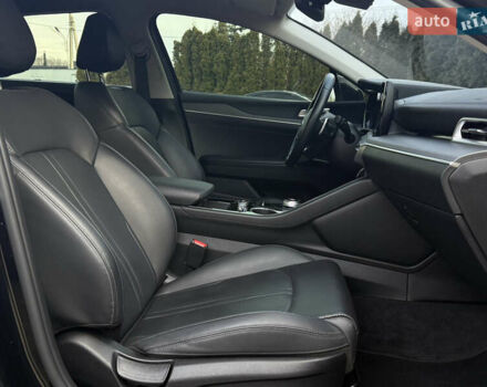 Черный Киа K5, объемом двигателя 2 л и пробегом 137 тыс. км за 22900 $, фото 25 на Automoto.ua