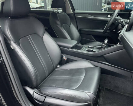 Черный Киа K5, объемом двигателя 2 л и пробегом 155 тыс. км за 19200 $, фото 14 на Automoto.ua