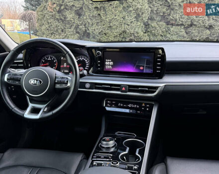 Черный Киа K5, объемом двигателя 2 л и пробегом 137 тыс. км за 22900 $, фото 31 на Automoto.ua