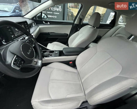 Черный Киа K5, объемом двигателя 1.6 л и пробегом 109 тыс. км за 20500 $, фото 18 на Automoto.ua