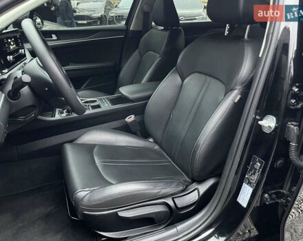 Черный Киа K5, объемом двигателя 2 л и пробегом 155 тыс. км за 19200 $, фото 7 на Automoto.ua