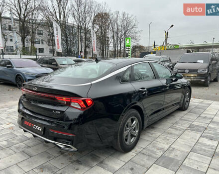 Черный Киа K5, объемом двигателя 1.6 л и пробегом 109 тыс. км за 20500 $, фото 10 на Automoto.ua