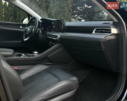 Черный Киа K5, объемом двигателя 2 л и пробегом 137 тыс. км за 22900 $, фото 24 на Automoto.ua