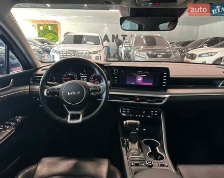 Черный Киа K5, объемом двигателя 2 л и пробегом 171 тыс. км за 21900 $, фото 18 на Automoto.ua