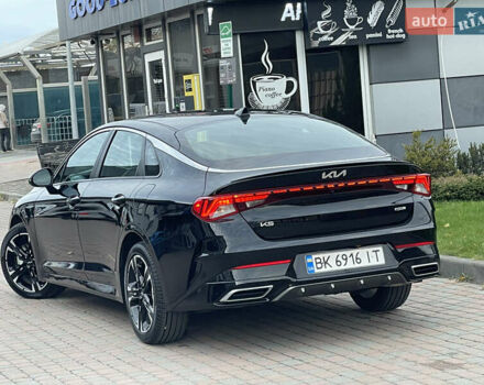 Черный Киа K5, объемом двигателя 1.6 л и пробегом 7 тыс. км за 23199 $, фото 25 на Automoto.ua