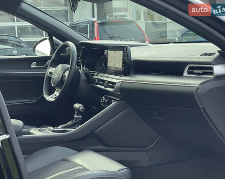 Черный Киа K5, объемом двигателя 1.6 л и пробегом 7 тыс. км за 23199 $, фото 52 на Automoto.ua