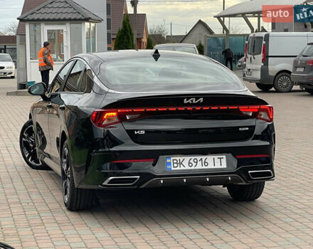 Черный Киа K5, объемом двигателя 1.6 л и пробегом 7 тыс. км за 23199 $, фото 3 на Automoto.ua