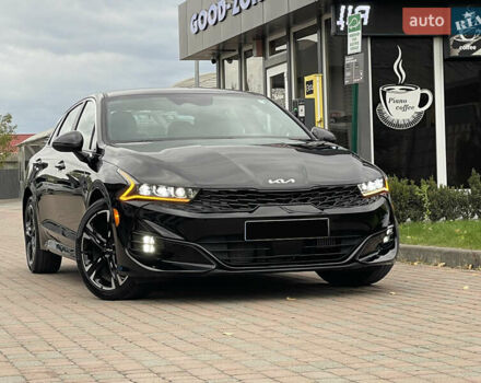 Черный Киа K5, объемом двигателя 1.6 л и пробегом 7 тыс. км за 23199 $, фото 1 на Automoto.ua