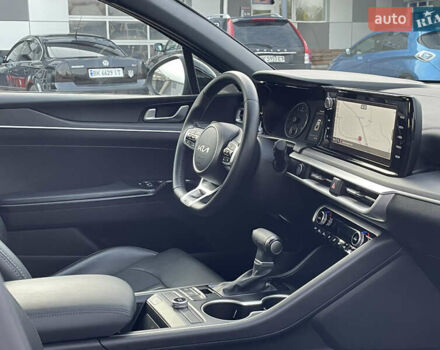 Черный Киа K5, объемом двигателя 1.6 л и пробегом 7 тыс. км за 23199 $, фото 41 на Automoto.ua