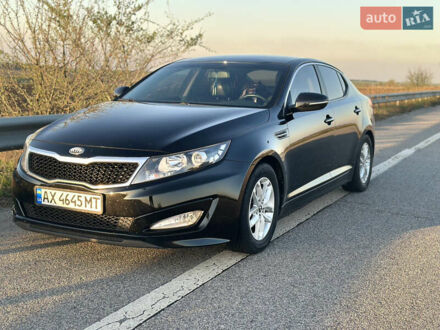 Кіа K5 2012 у Харкові на Automoto.ua Чорний Кіа K5, об'ємом двигуна 2 л та пробігом 256 тис. км за 9000 $, фото 1 на Automoto.ua