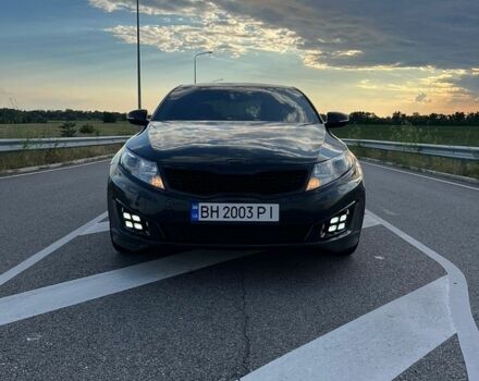 Черный Киа K5, объемом двигателя 2 л и пробегом 512 тыс. км за 7700 $, фото 1 на Automoto.ua