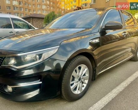 Черный Киа K5, объемом двигателя 2 л и пробегом 241 тыс. км за 13300 $, фото 1 на Automoto.ua