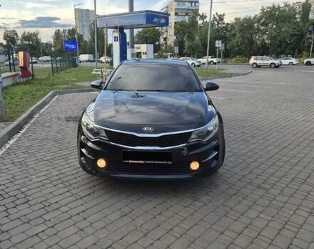 Черный Киа K5, объемом двигателя 2 л и пробегом 226 тыс. км за 12000 $, фото 1 на Automoto.ua