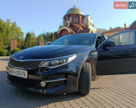 Черный Киа K5, объемом двигателя 2 л и пробегом 203 тыс. км за 13500 $, фото 1 на Automoto.ua