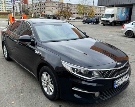 Чорний Кіа K5, об'ємом двигуна 2 л та пробігом 315 тис. км за 11500 $, фото 1 на Automoto.ua