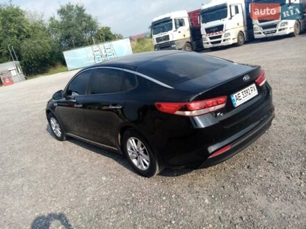 Чорний Кіа K5, об'ємом двигуна 2 л та пробігом 175 тис. км за 13500 $, фото 1 на Automoto.ua