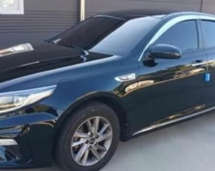 Черный Киа K5, объемом двигателя 2 л и пробегом 163 тыс. км за 10500 $, фото 1 на Automoto.ua