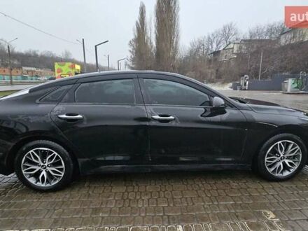 Черный Киа K5, объемом двигателя 2 л и пробегом 145 тыс. км за 21500 $, фото 1 на Automoto.ua